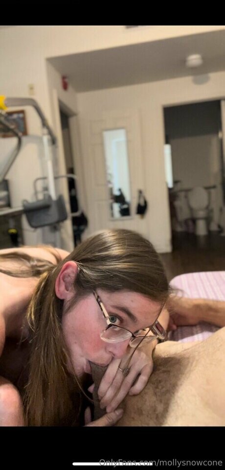 Molly Snowcone nudes actress archive