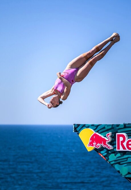 Molly Carlson star sexy pic