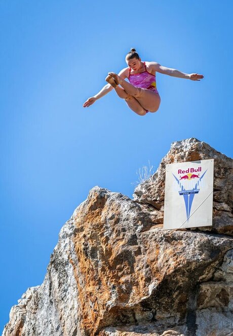 Molly Carlson hd star gallery