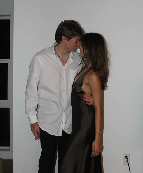 Lauren Avelina model beautiful images