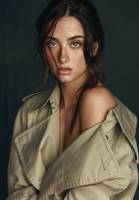 Elsa Couturier hd pornstar pictures