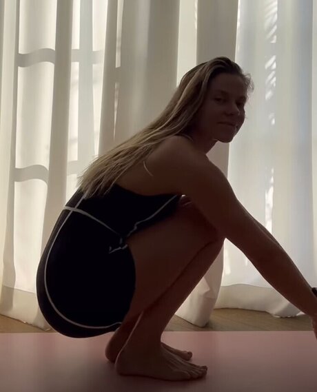 girlfriend onlyfans hot sexy pics