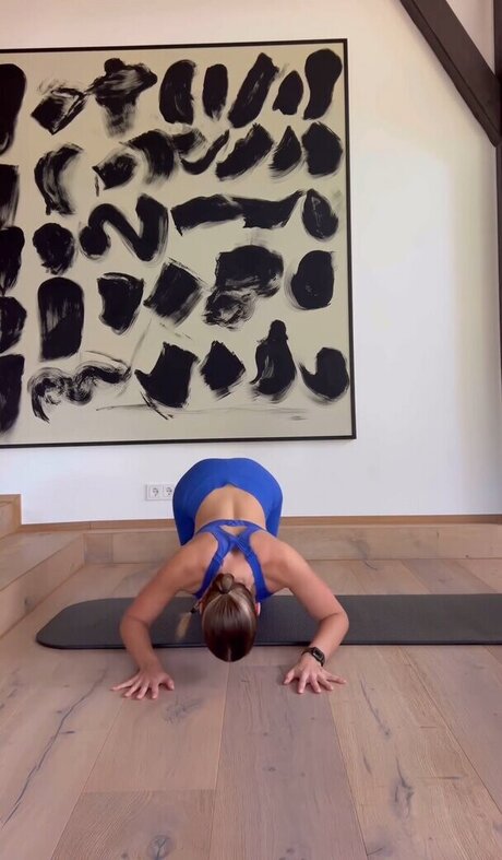 Cheyenne Pahde hd star picture