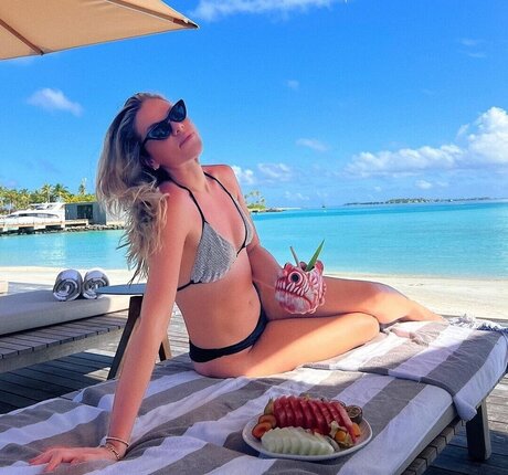 skinny shemale onlyfans hot images