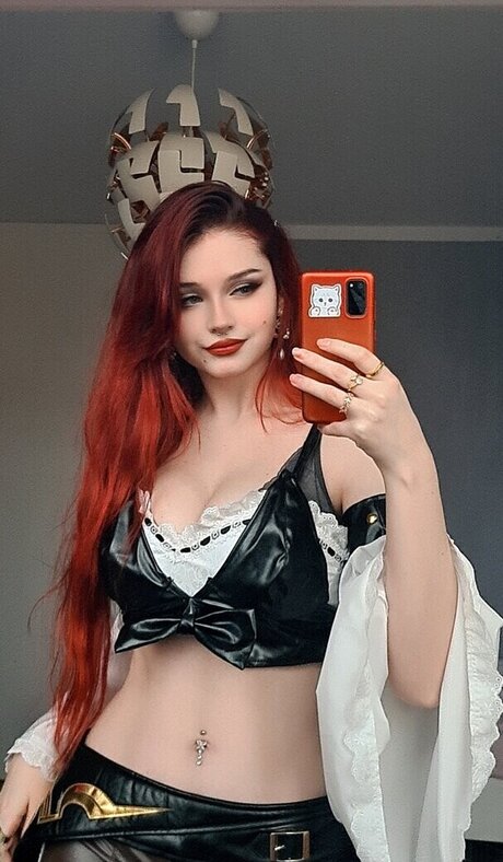 lesbian kissing onlyfans hot sexy gallery