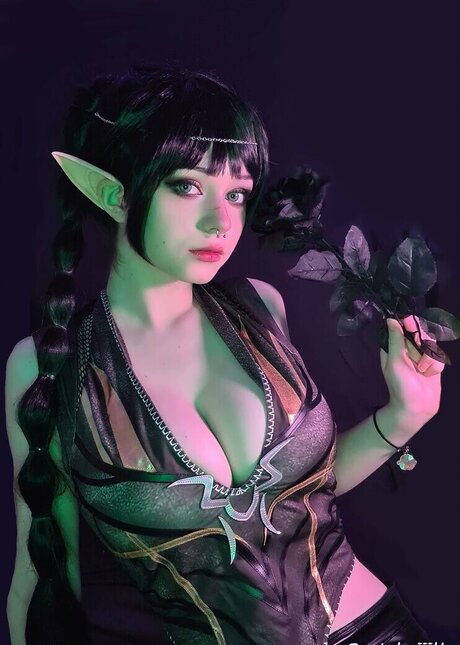 Finnya perfect model picture