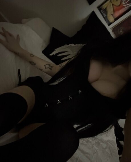 farryndoll model erotic images