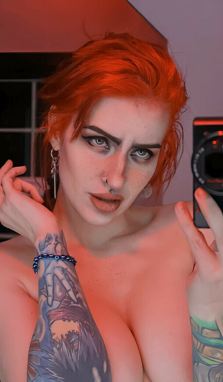 Pokket nude model gallery