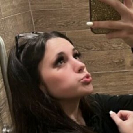 Civamariee star top img