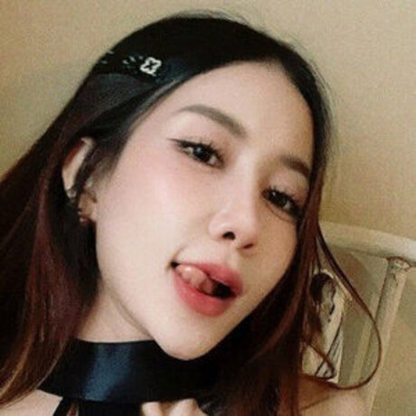 fffrofaizzz model top pic