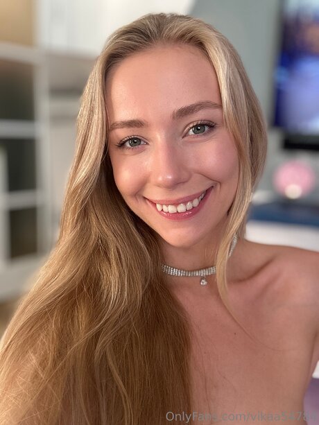 Vikaa54784 actress photo