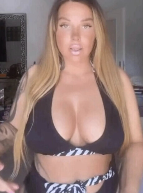 Schwesta Ewa top star img