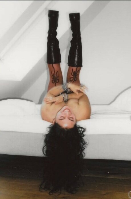 Leonie Buchegger star nice photo