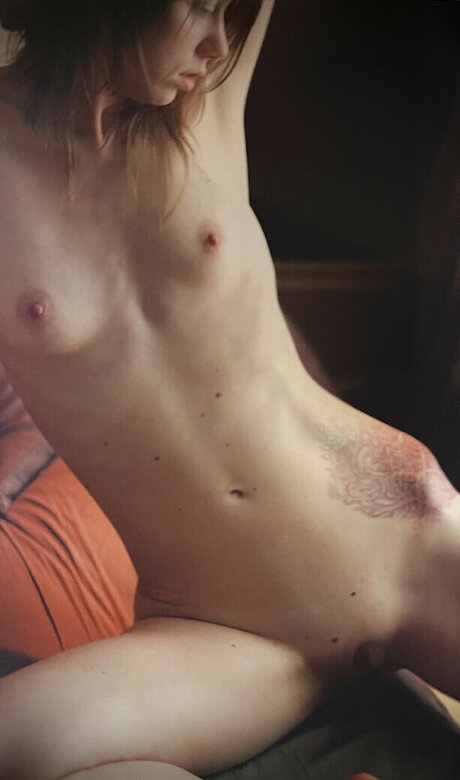 Opiette pornstar top image