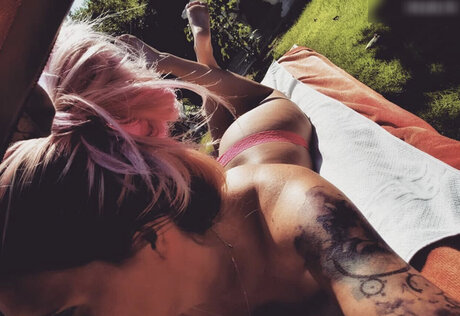 Nicole Miss opel star naked gallery