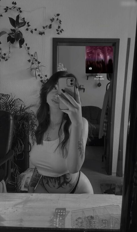 thick mature onlyfans free sex pic