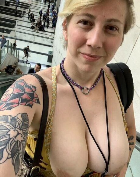 KaraTart free actress archive