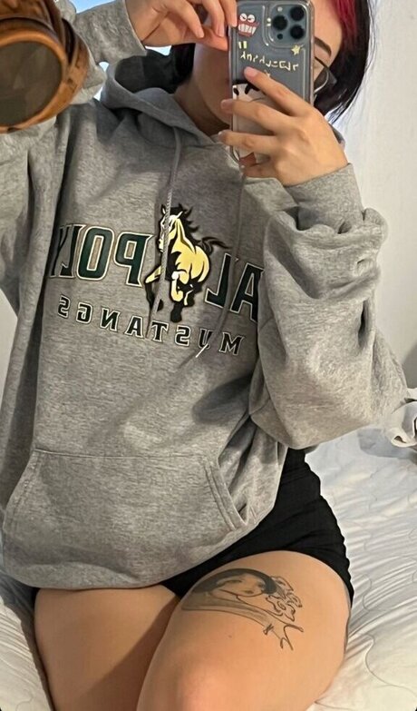 ale zrm high quality pornstar pic