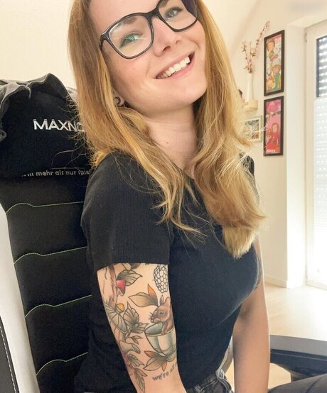 Jovlekaline perfect actress galleries