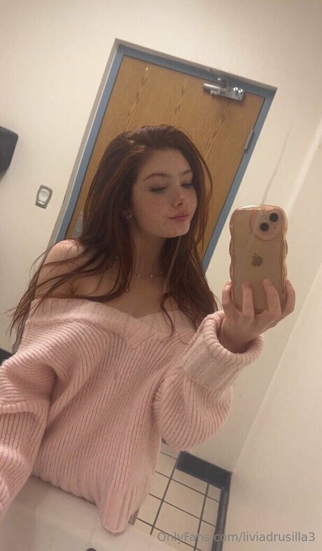 Livia Paige pornstar nude images