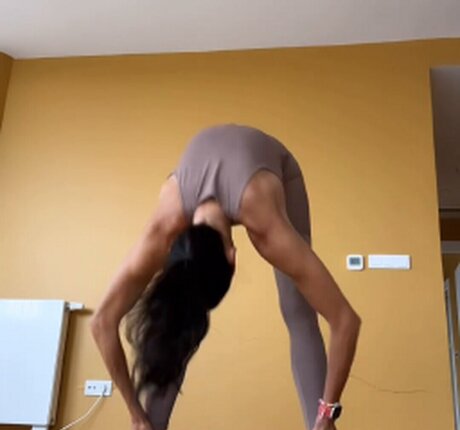 Sheilla Castro naked model photos