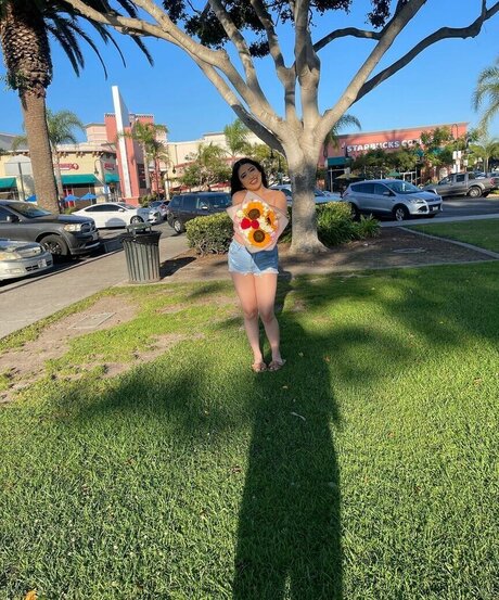 ashleyarambulaa nudes star image