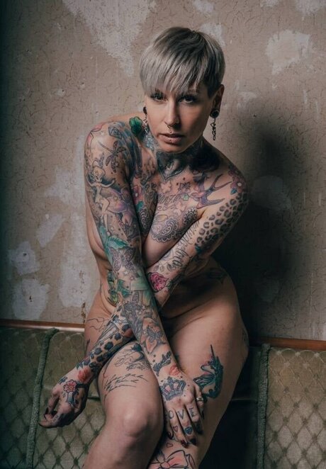 Cat Coxx pornstar hd gallery