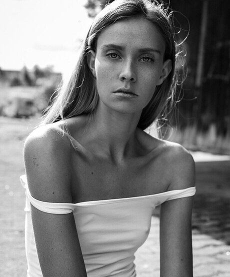 Sandra Hunke star best pictures