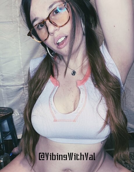 VibingWithVal pornstar exclusive photo