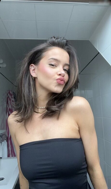 gym shorts onlyfans top img