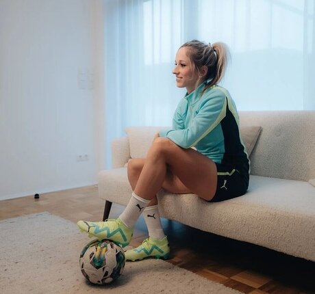 Kathrin Hendrich model top gallery