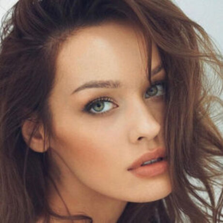 J li Mery pornographic model pic