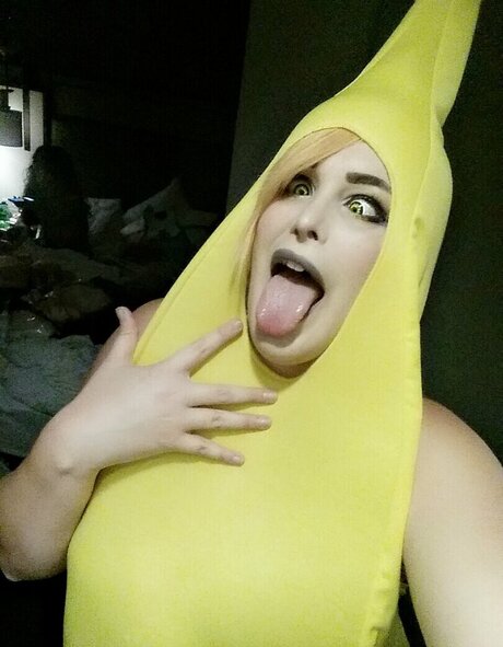 AkiFae nude pornstar images