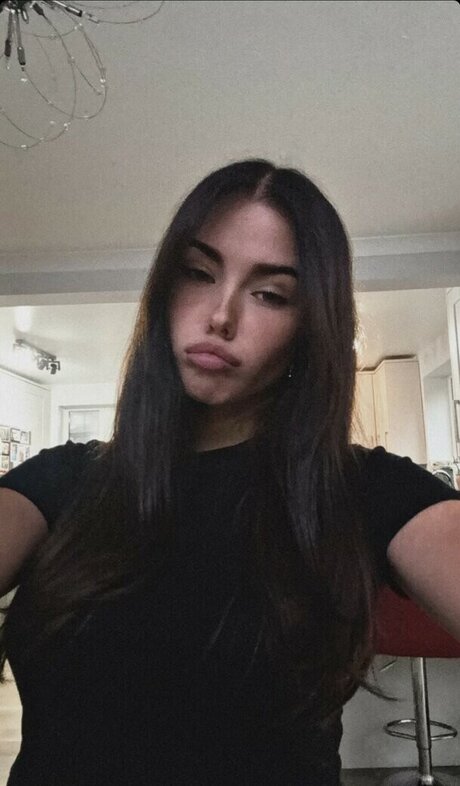 Clarissa Bea pornstar perfect pictures