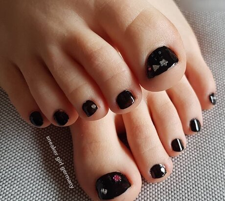 Emma Elba star hd picture