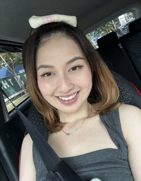 Swansage pornstar nude photo