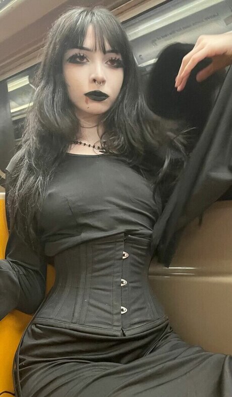 Sashad0ll xxx pornstar archive