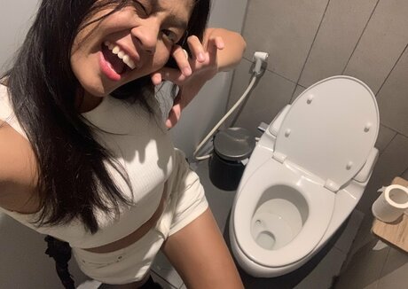 Vxilzie beautiful model image