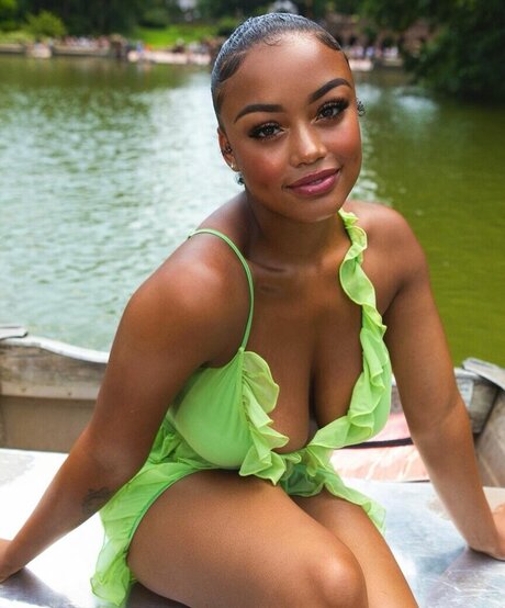 Taylor Banner sex actress gallery