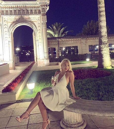 Sevdaxasg pornographic actress pictures