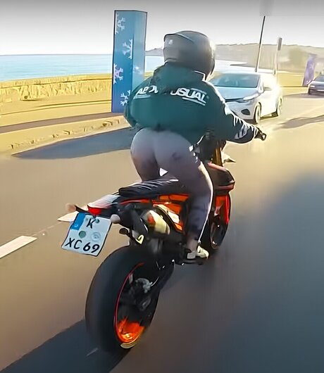 joysemmi nude model galleries