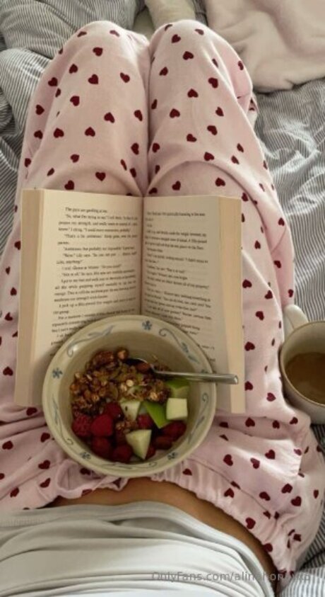 Alinahoneyx3 pornstar pretty archive