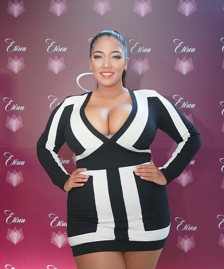 johannyv96 nude model img