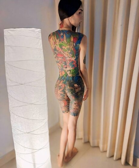 Natthrika model galleries