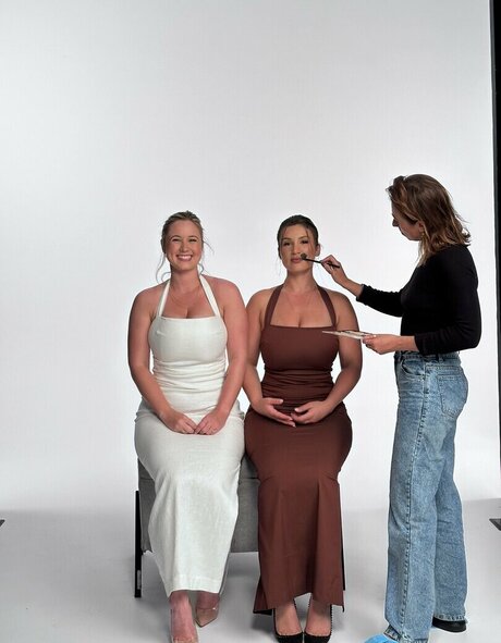 Monique Hristovska star sexy pic