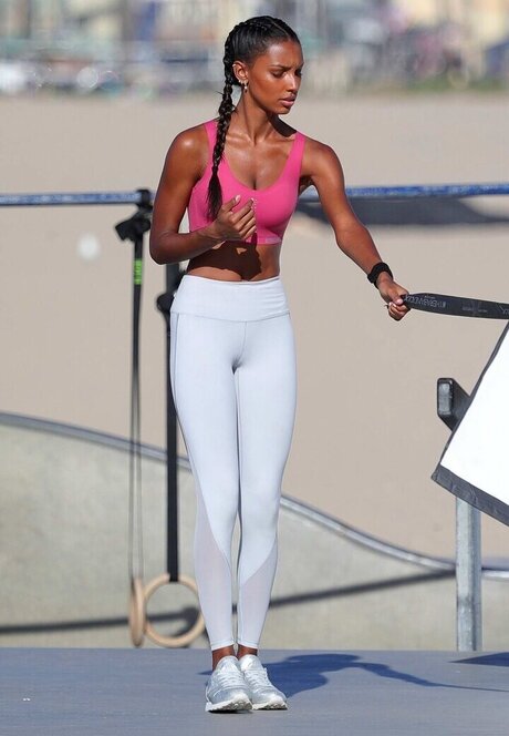 Jasmine Tookes star pretty galleries