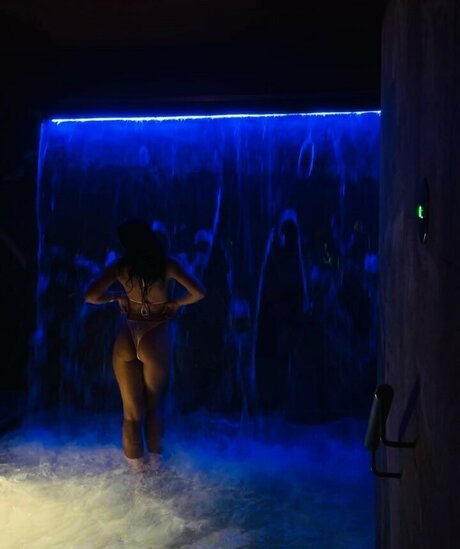 Anastasia Ashera star art photos