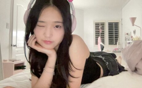 Saranghoe nude actress img