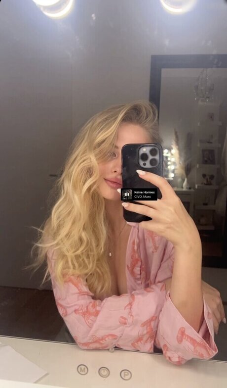 Jellina erotic star photo