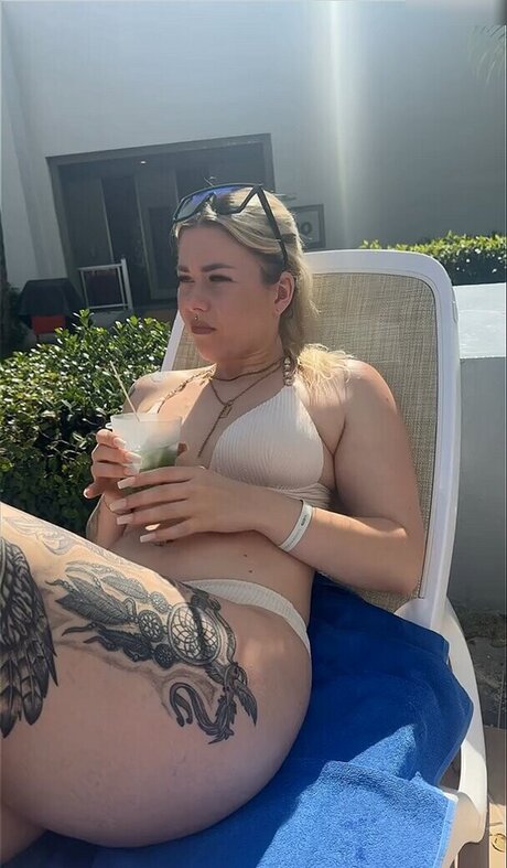 Die Meedtis model sex img